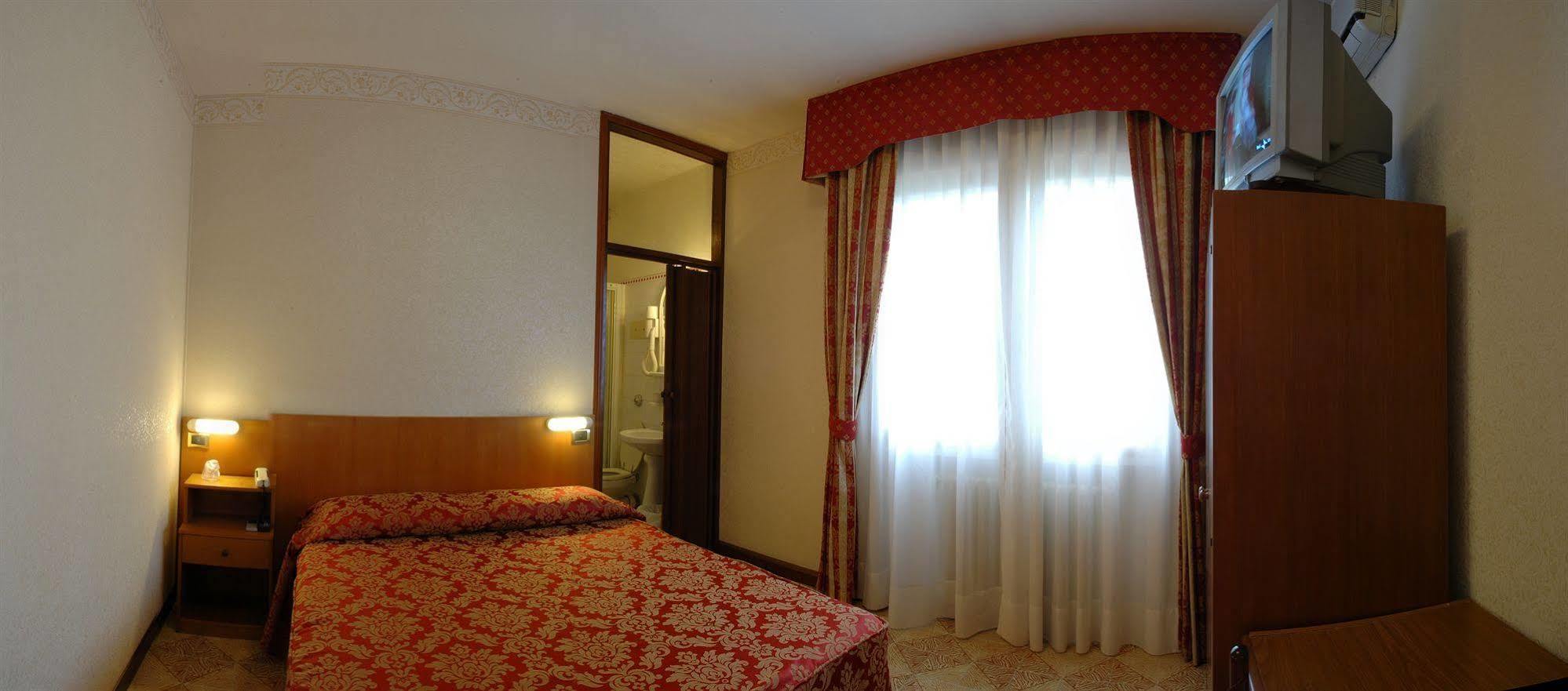 Locanda Zabotto Кампанья-Лупия Экстерьер фото